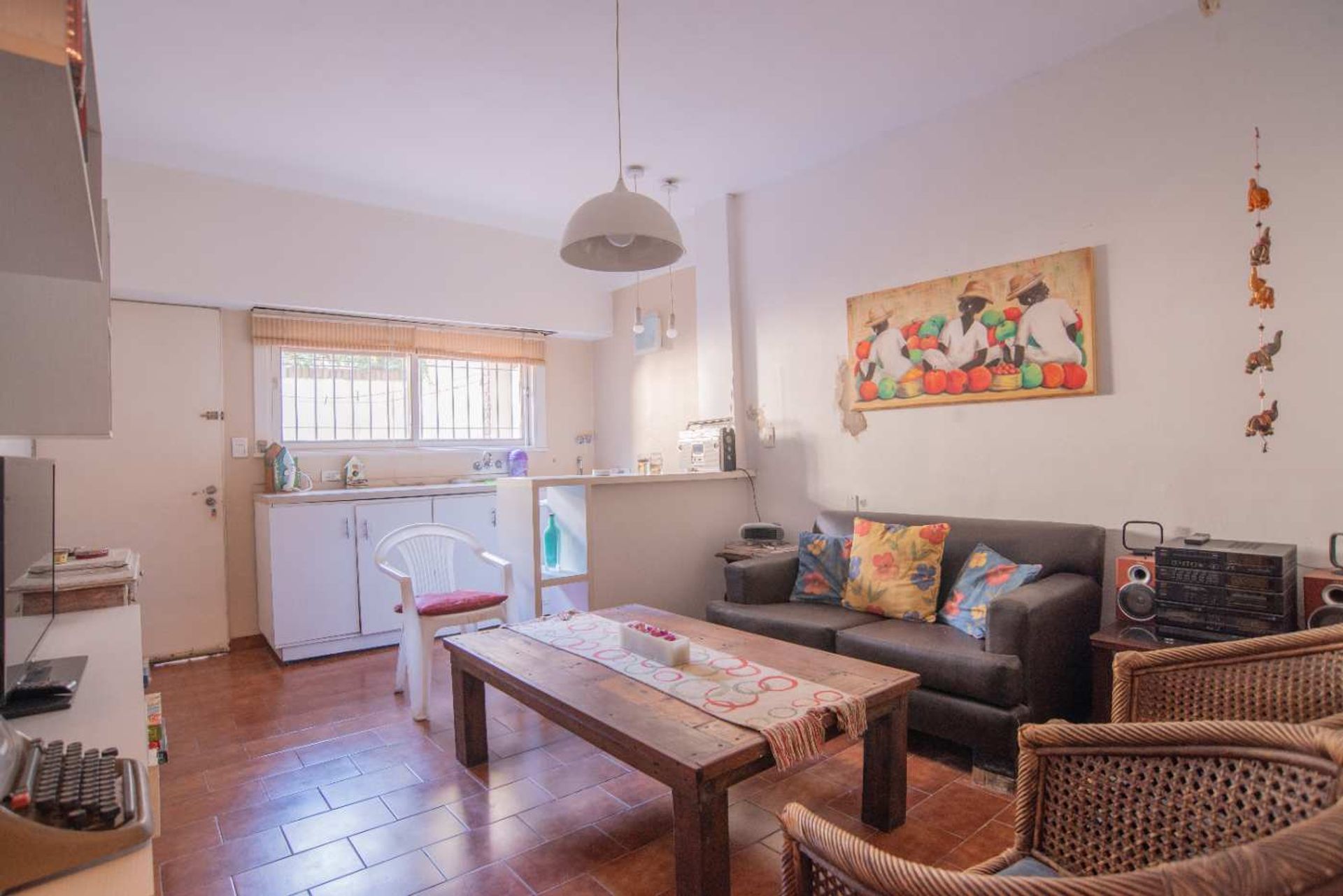 VENTA Casa familiar con jardín y pileta – Vicente