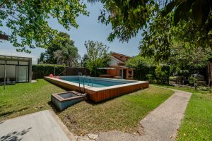 Rental: Quinta Benavidez house, 1120 sq m, with pool