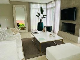 Alquiler casa 4 dormitorios , mas Play Nordelta