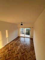 Sale: One-room High-floor Apartment with Balcony - Olivos