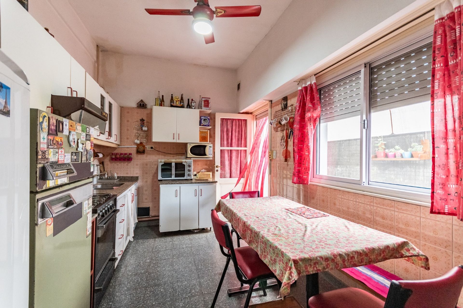 Venta PH 4 ambientes con terraza y balcón