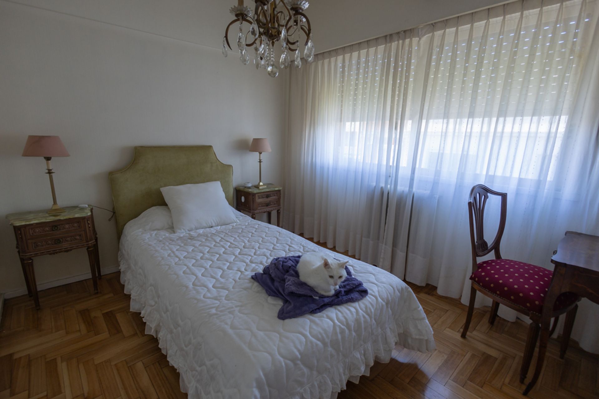 Venta Depto. 4 Amb. Balcon + Cochera - Olivos