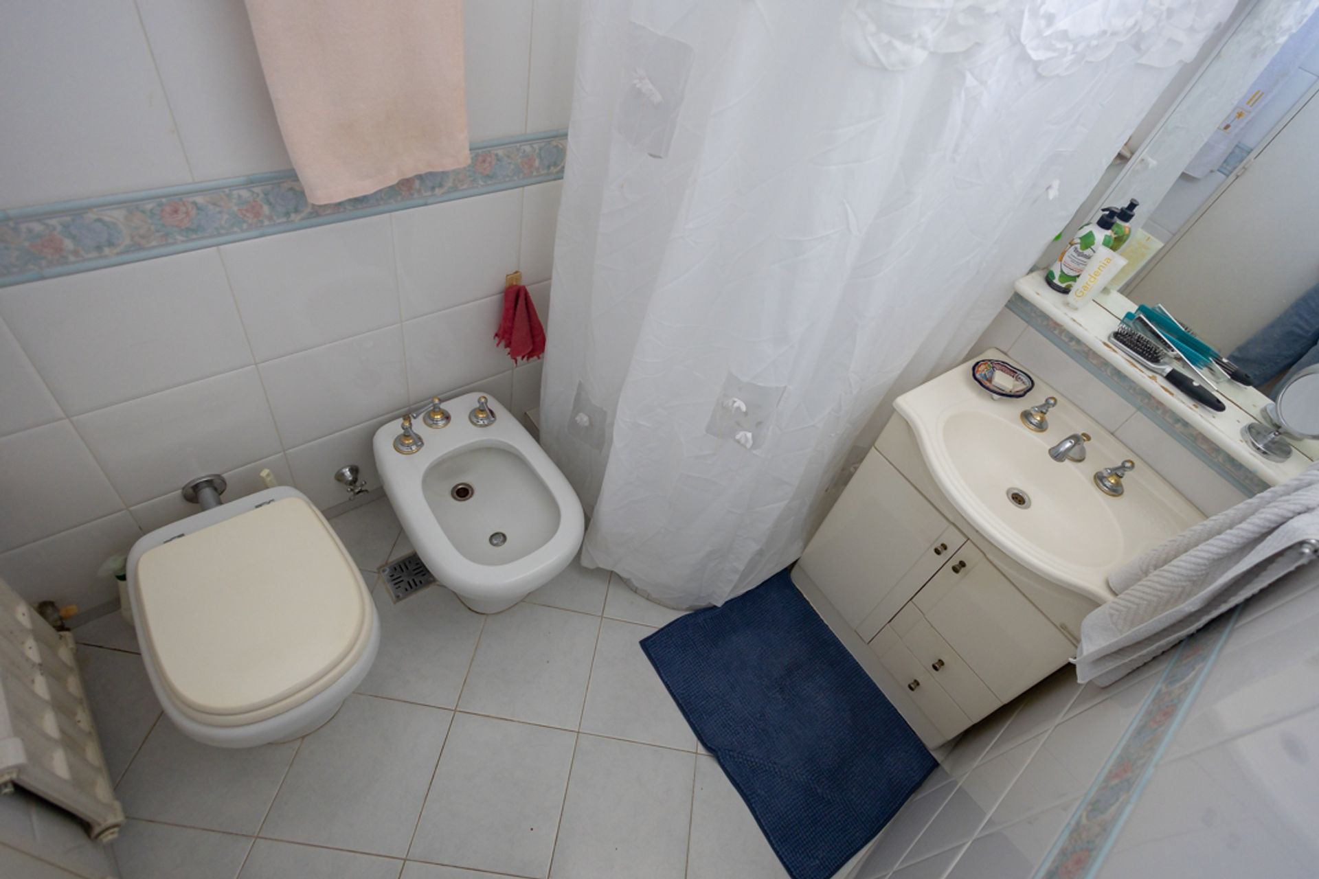 Venta Depto. 4 Amb. Balcon + Cochera - Olivos