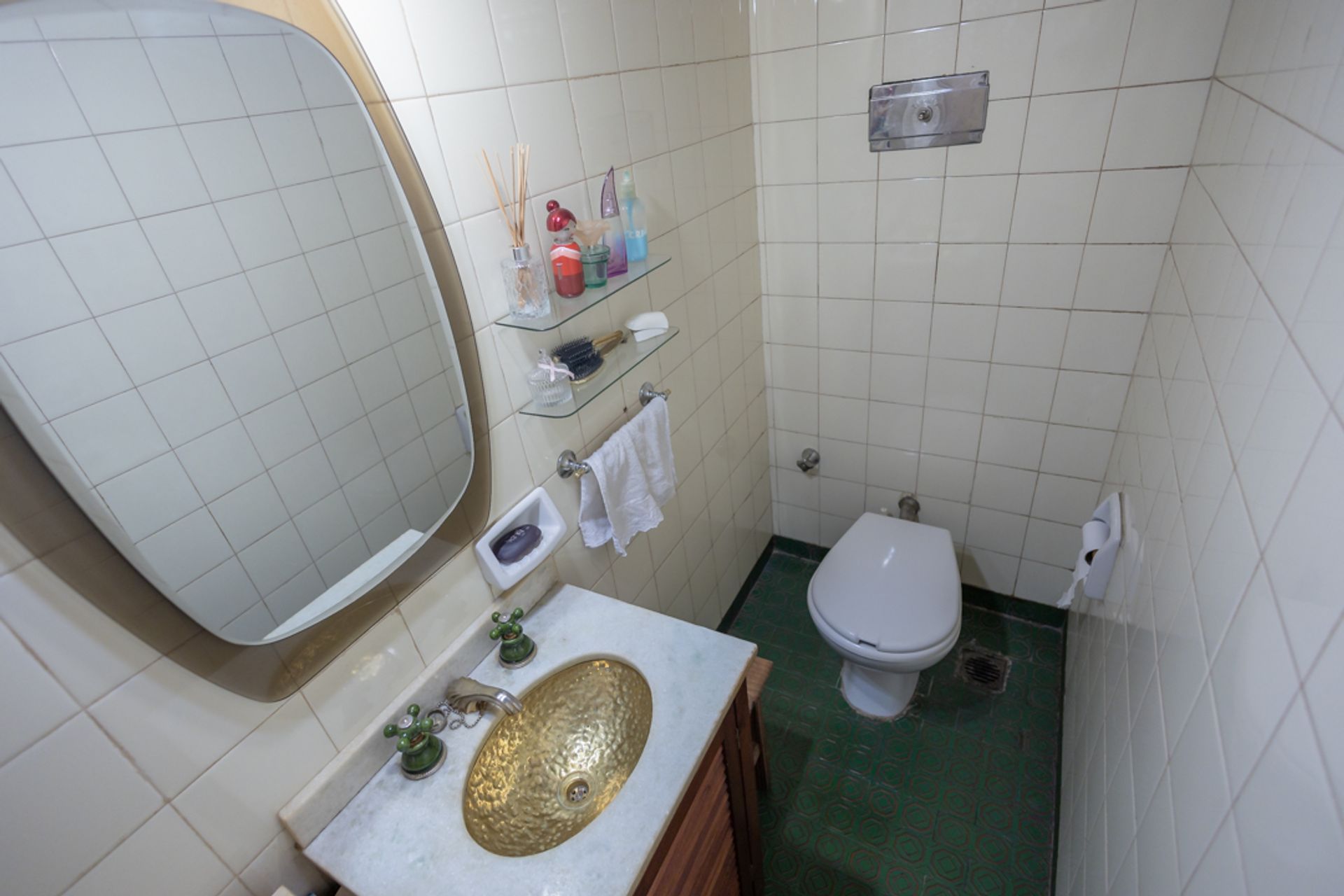 Venta Depto. 4 Amb. Balcon + Cochera - Olivos