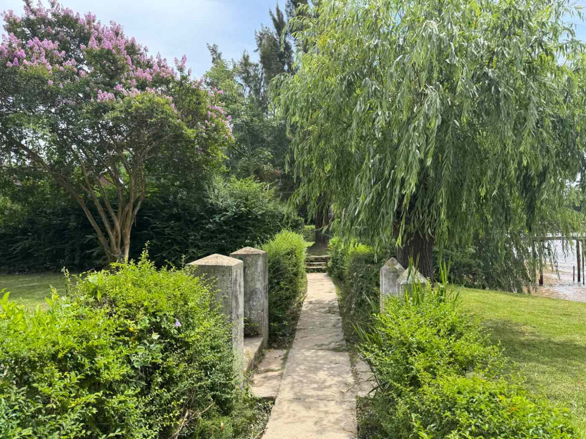 Casa en venta sobre el Rio Sarmiento Delta