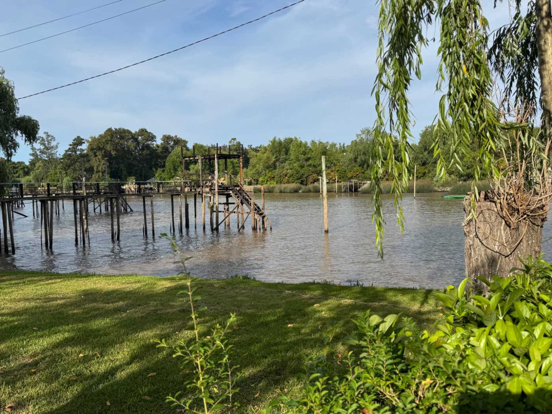 Casa en venta sobre el Rio Sarmiento Delta