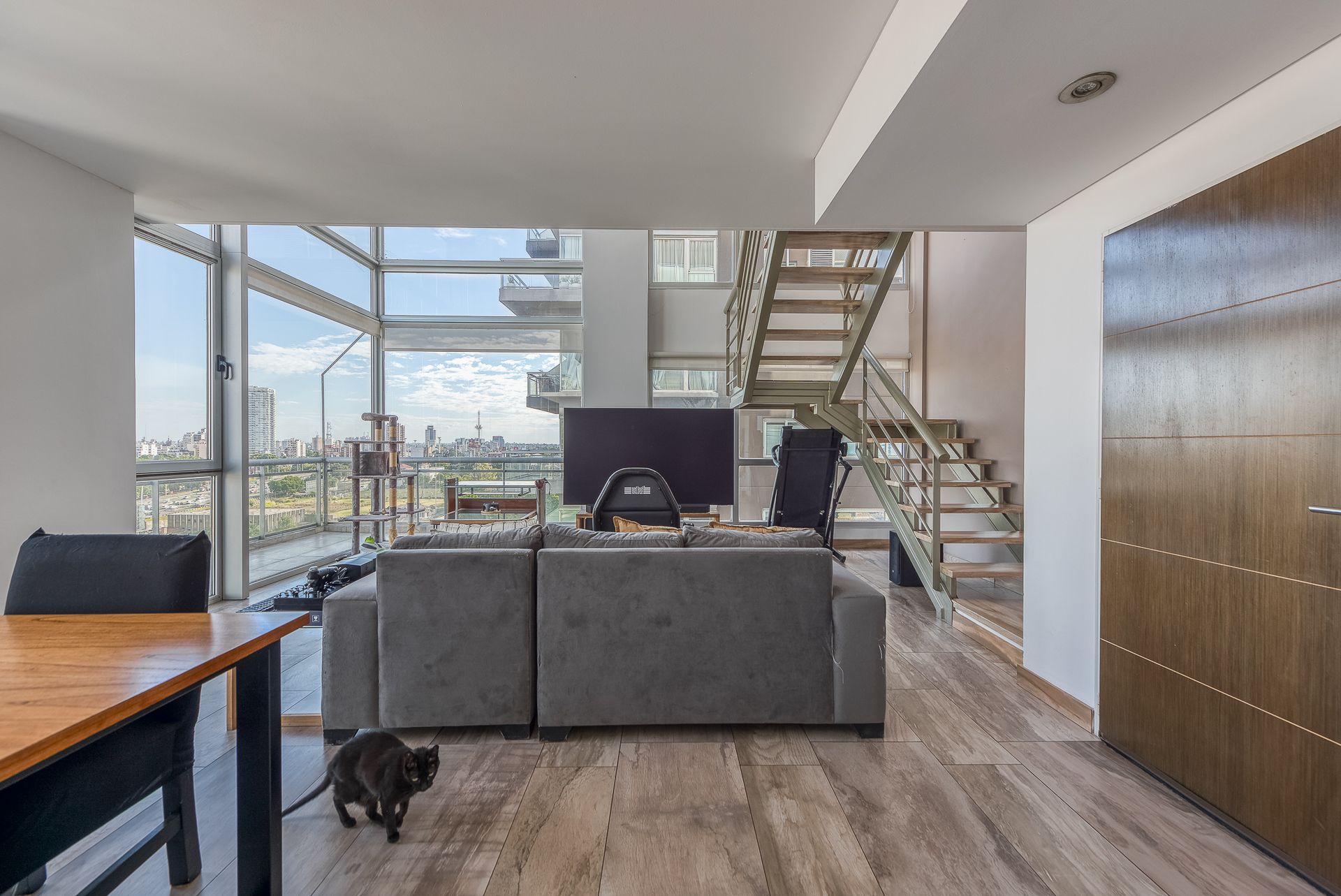 Duplex 3/4 ambientes vista rio cochera amenities