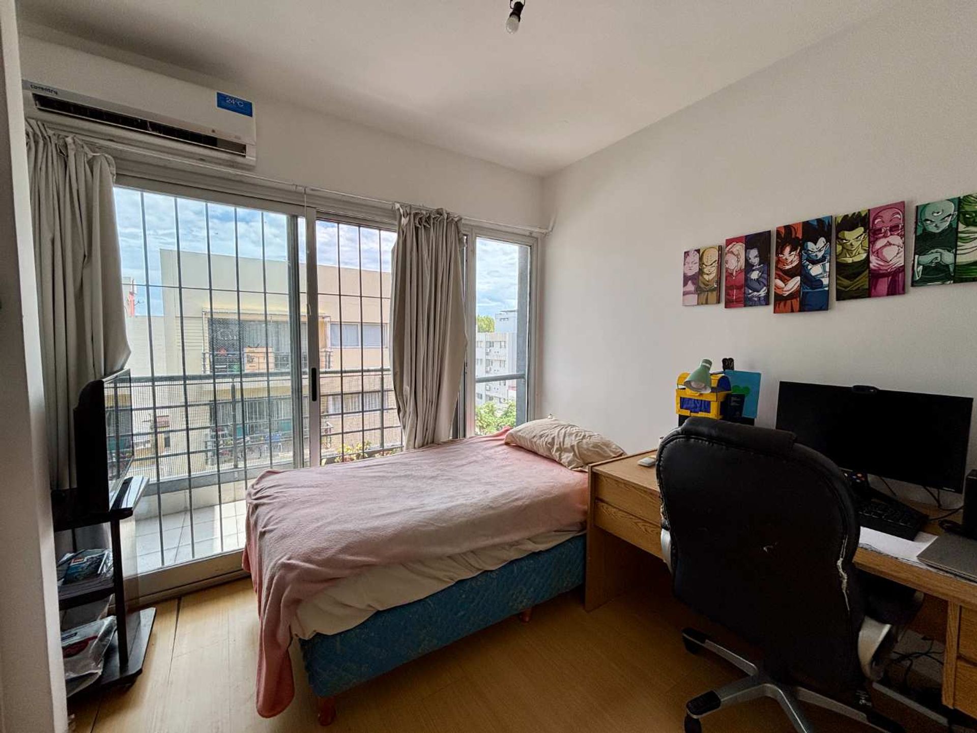 3 Ambientes Con Cochera/ Baulera Patio Y Balcon