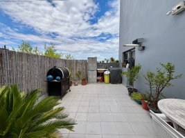 3 Ambientes Con Cochera/ Baulera Patio Y Balcon