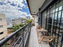 3 Ambientes Con Cochera/ Baulera Patio Y Balcon