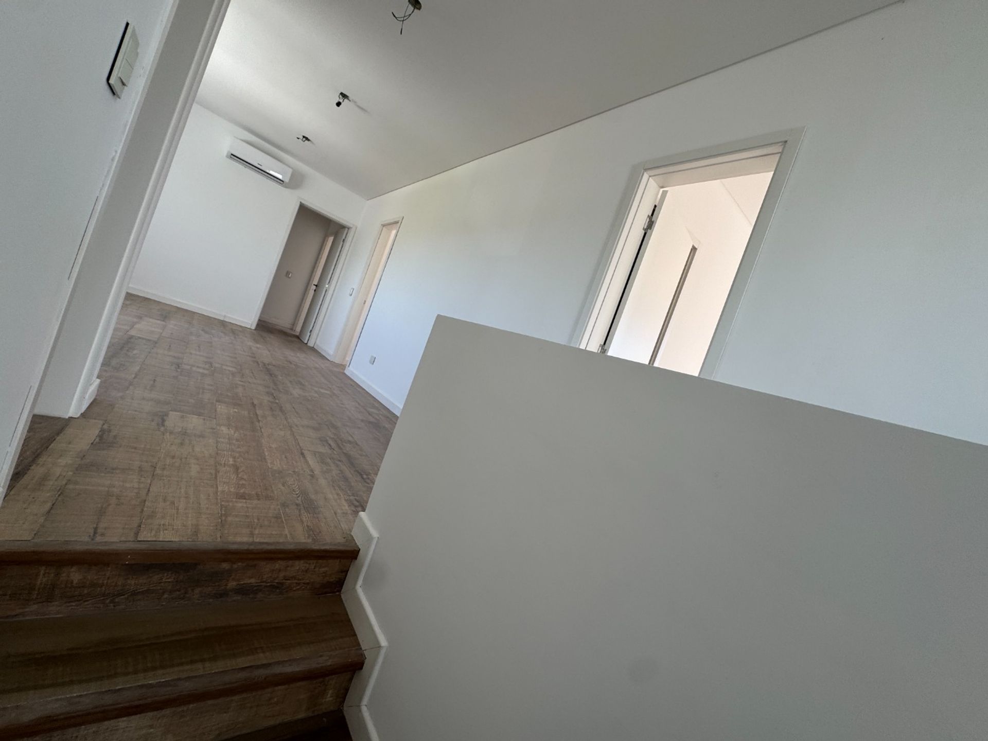 Casa Moderna Al Lago En Venta Virazon Nordelta