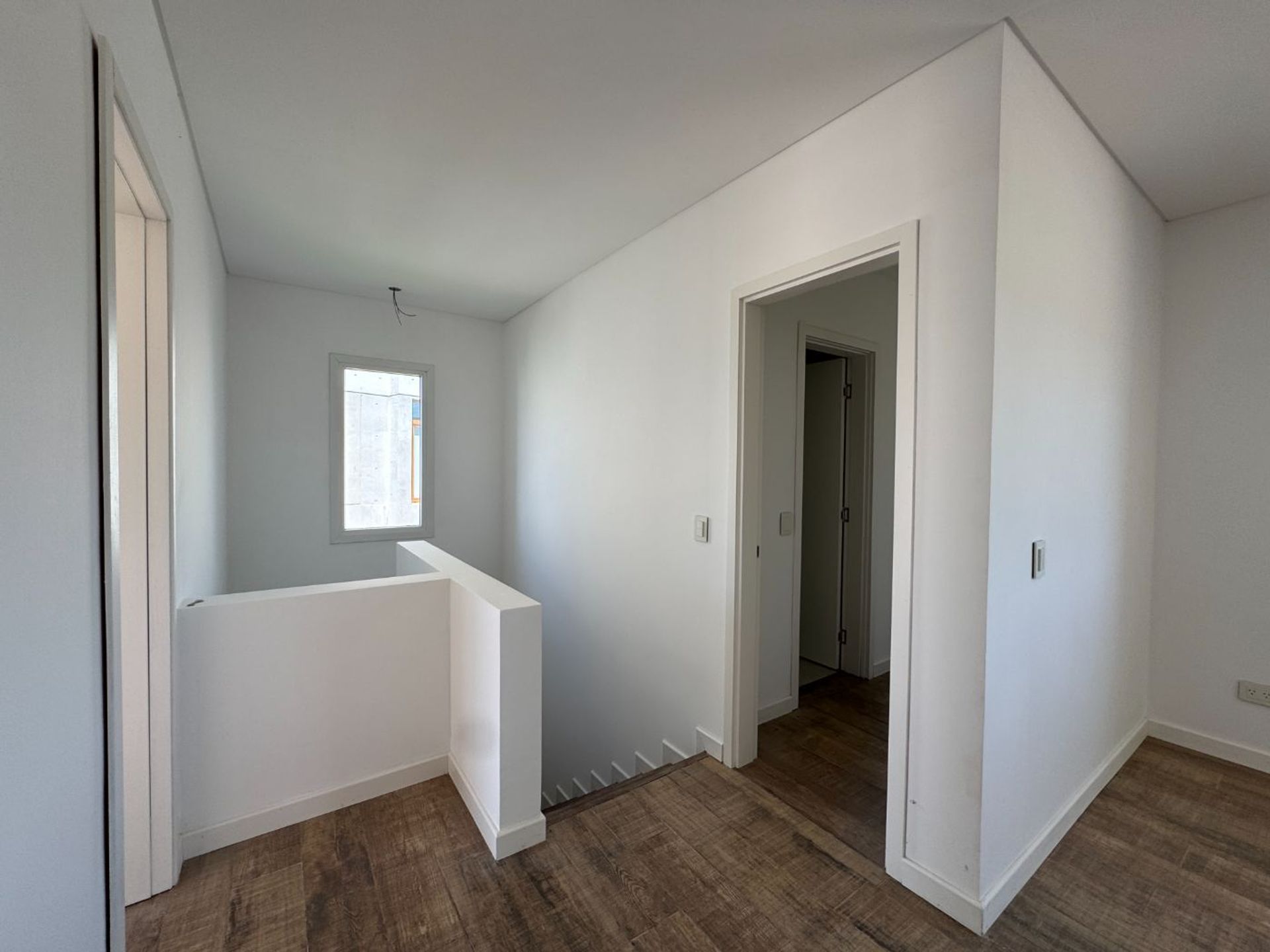 Casa Moderna Al Lago En Venta Virazon Nordelta