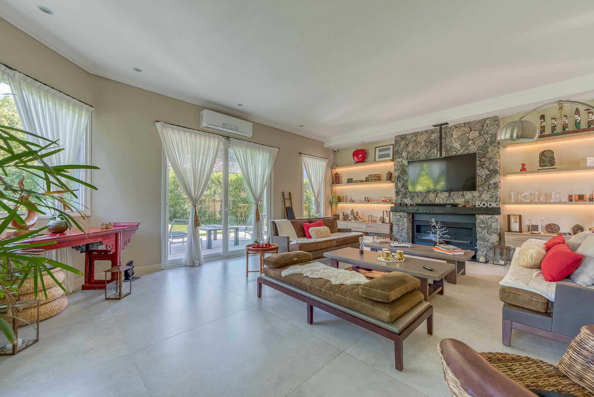 CASA 4/5 AMBIENTES VILLA BERTHA Doble lote APTO C.