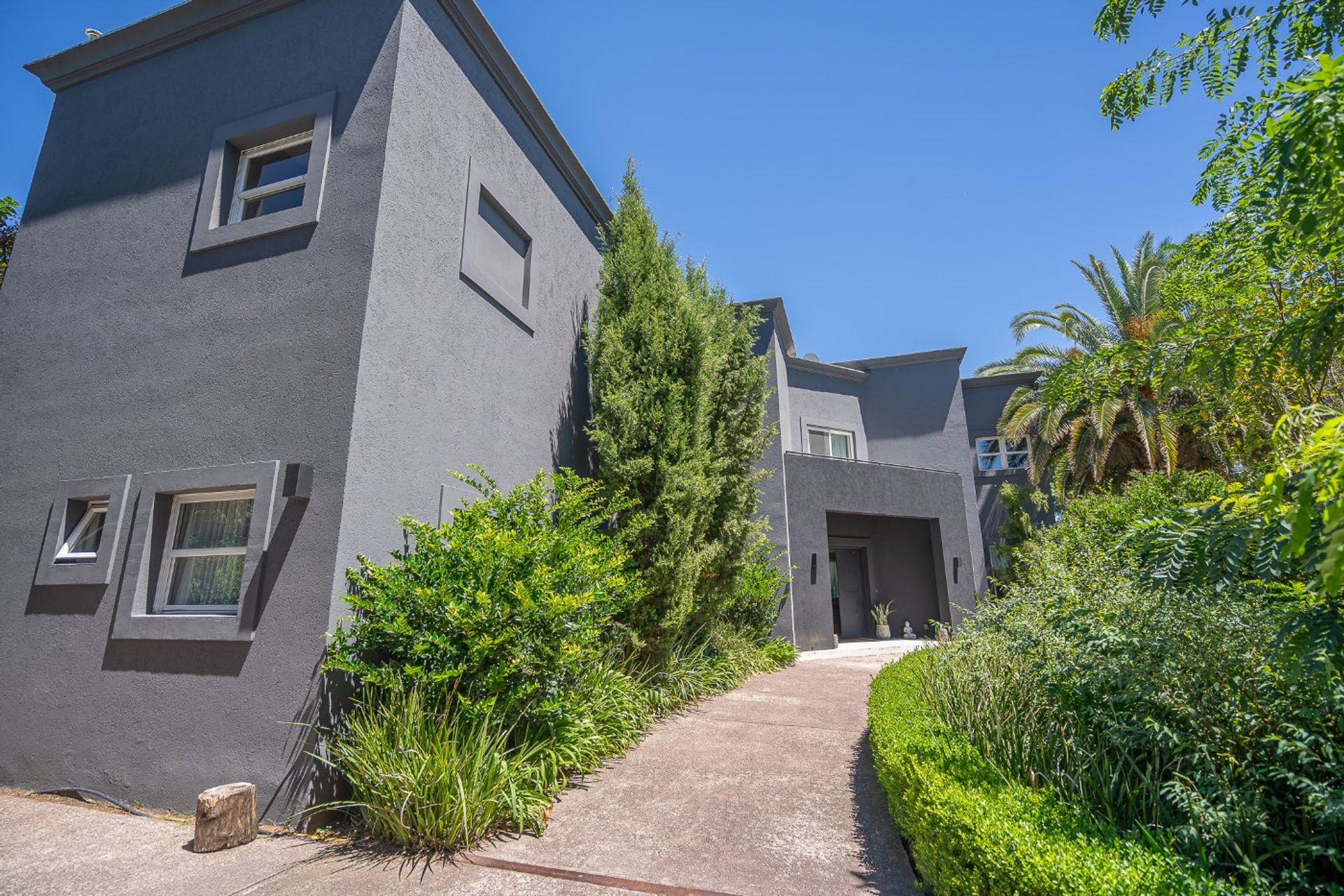 CASA 4/5 AMBIENTES VILLA BERTHA Doble lote APTO C.
