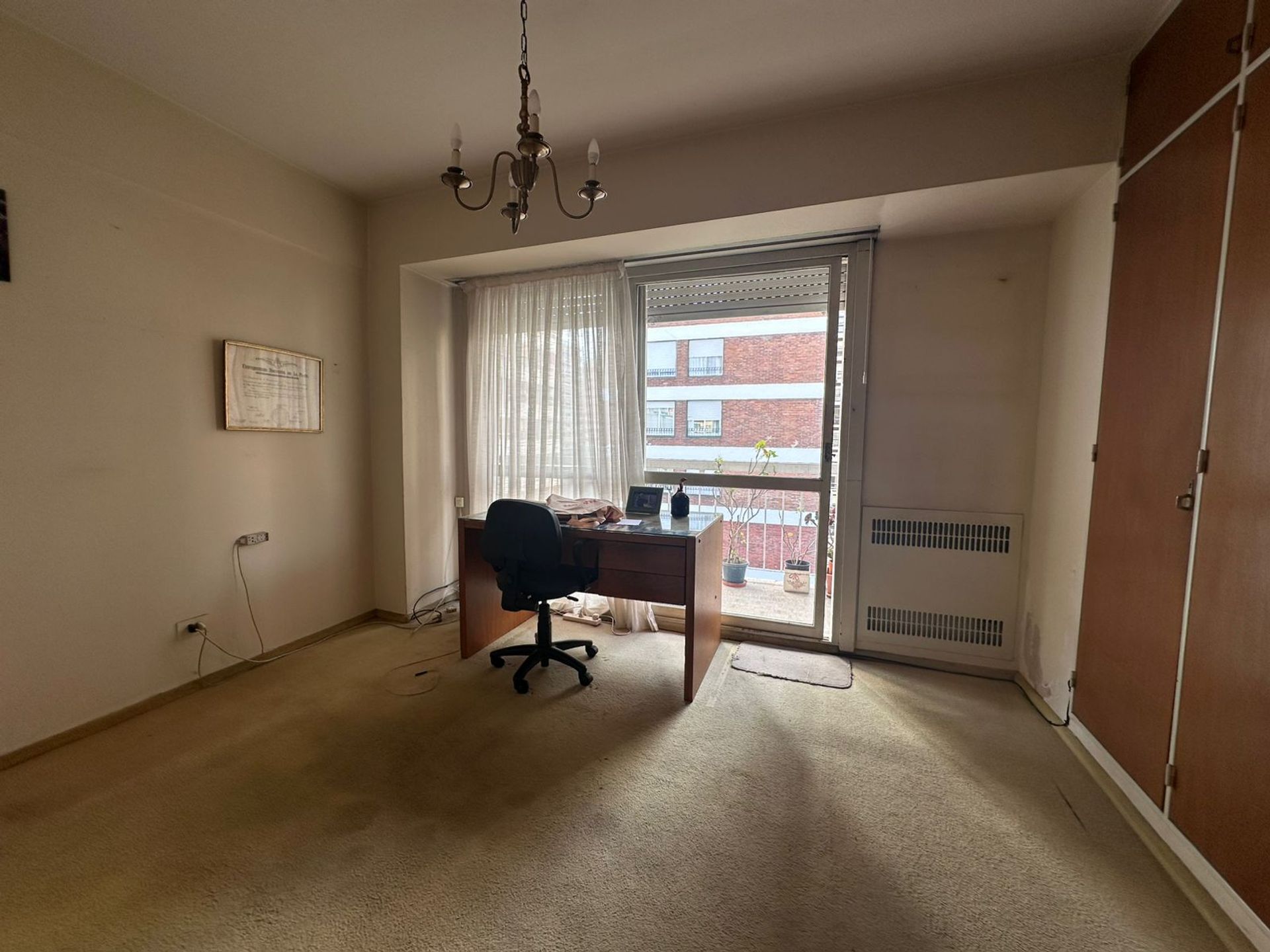 Depto venta 4 amb + dep. de servicio Martinez