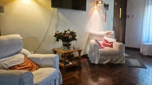 Casa Doble en Villa Adelina cochera y parrilla