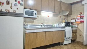 Casa Doble en Villa Adelina cochera y parrilla