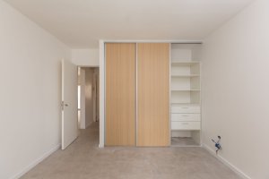 House For Sale 2-Bedroom Carapachay Garden Barbecue