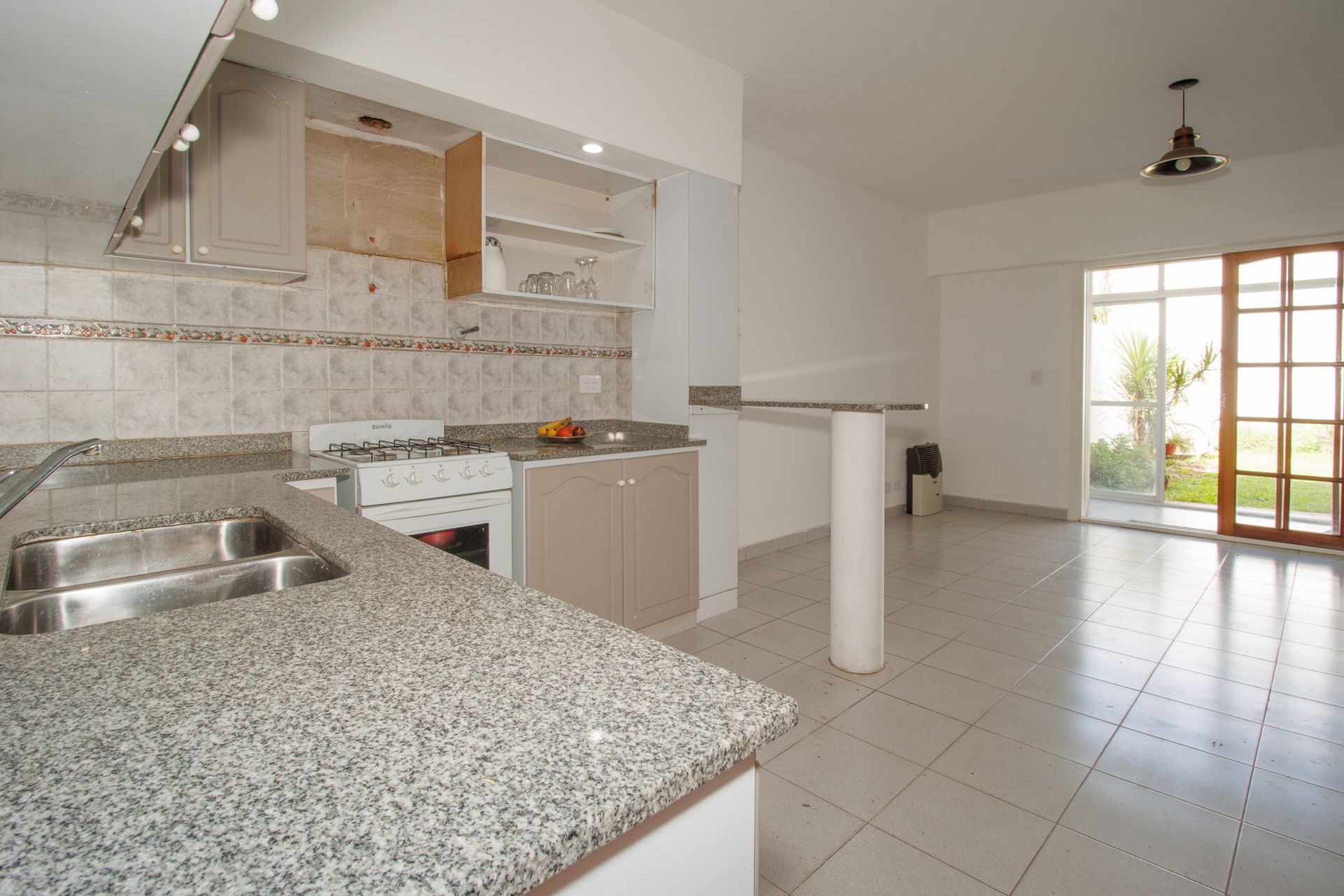 Venta Triplex 4 Ambientes En Villa Martelli
