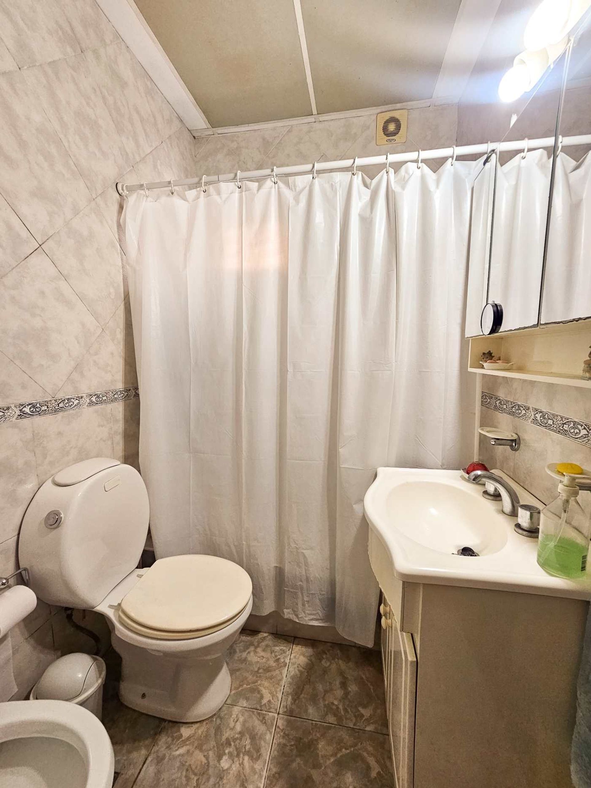 Venta Ph 3 amb + escritorio y terraza con quincho