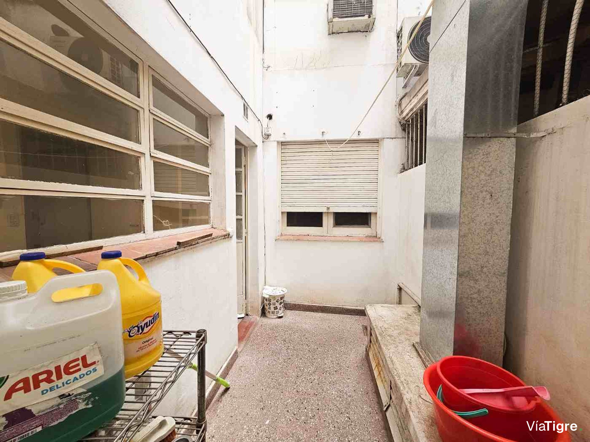 Venta departamento 3 ambientes con doble patio.
