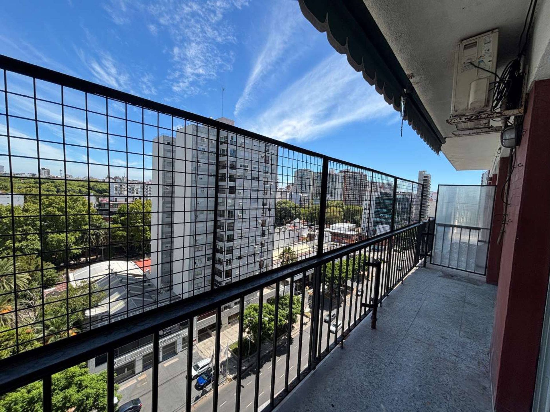 Depto. 2 Amb. en Venta en Olivos c/Balcón corrido
