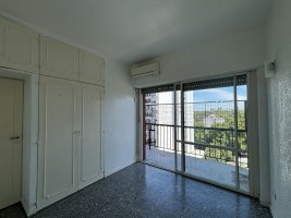 Depto. 2 Amb. en Venta en Olivos c/Balcón corrido