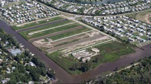 Venta Lote Terreno al Rio en Barrio Nautico
