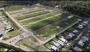 Venta Lote Terreno al Rio en Barrio Nautico