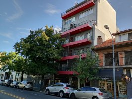 For Sale 1-bedroom Front Facing in Victoria Centro With Balcony