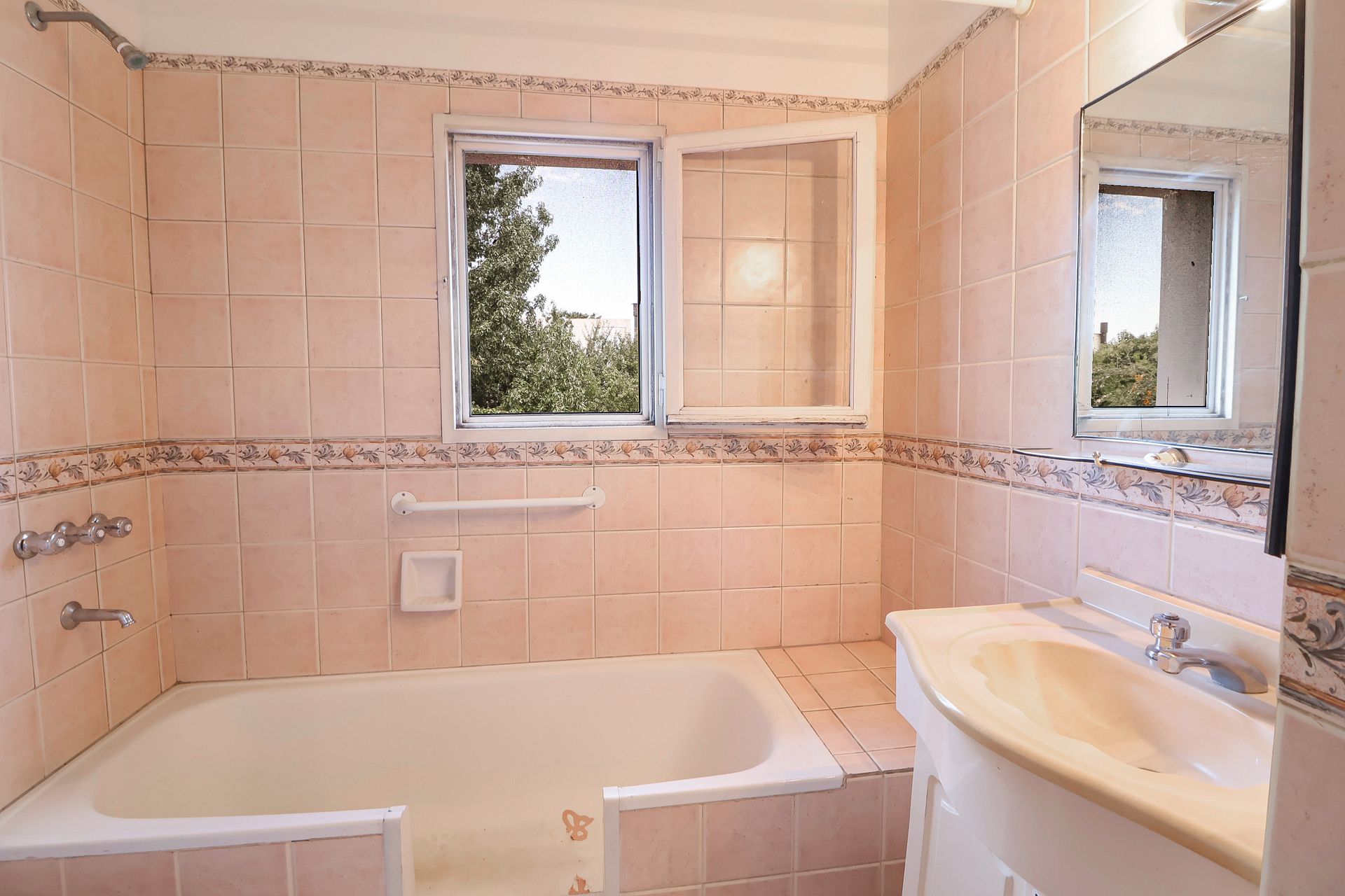 VENTA Casa 3dorm B° Cerrado El Portal San Isidro