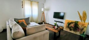 Alquiler Casa 4 Ambientes 2 Terrazas Impecable.