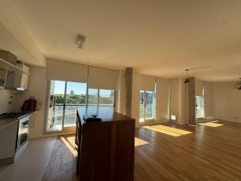 Rent in Venice 2‑bedroom 2 parking spaces / storage room