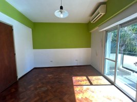 Beautiful Penthouse with balcony credit‑eligible