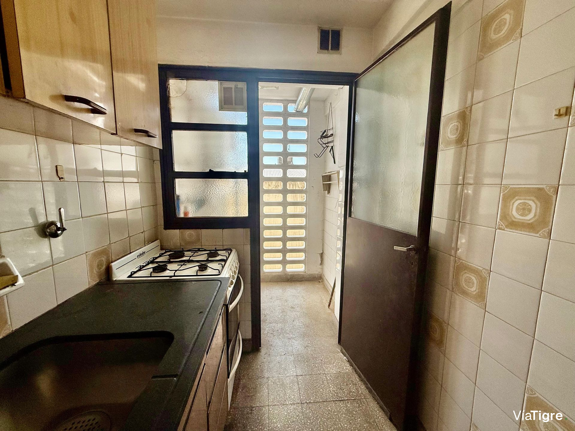 Venta Dos Ambientes Con Balcon Olivos