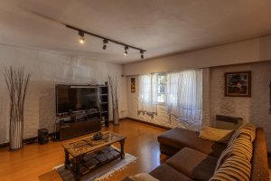 House for Sale 3‑bedroom Apartment Credit