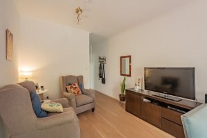 Apartment 2-Bedroom Front Alberdi and Maipu