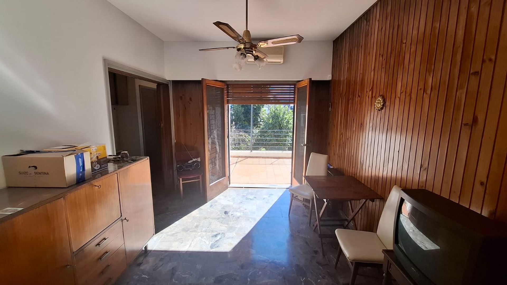 Venta casa LOTE PROPIO 10x40 Beccar