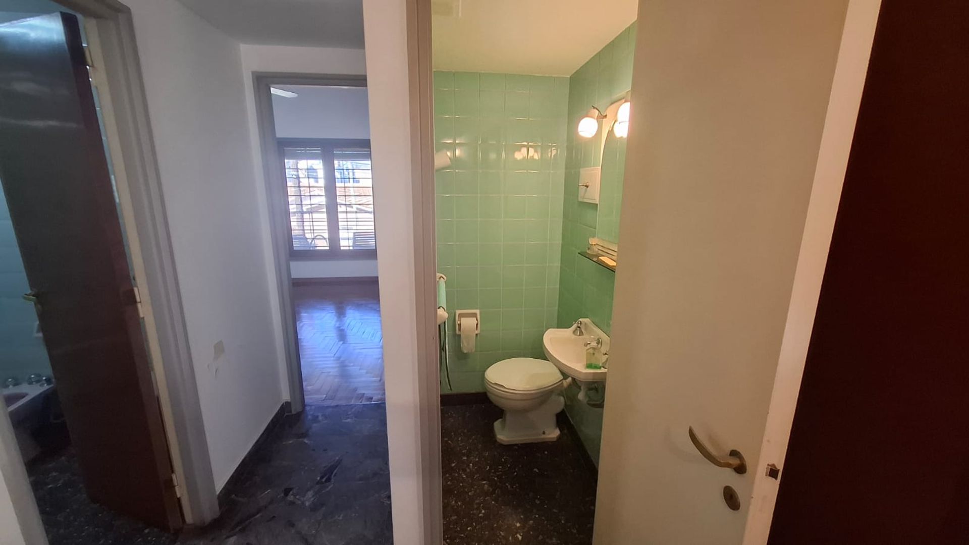 Venta casa LOTE PROPIO 10x40 Beccar