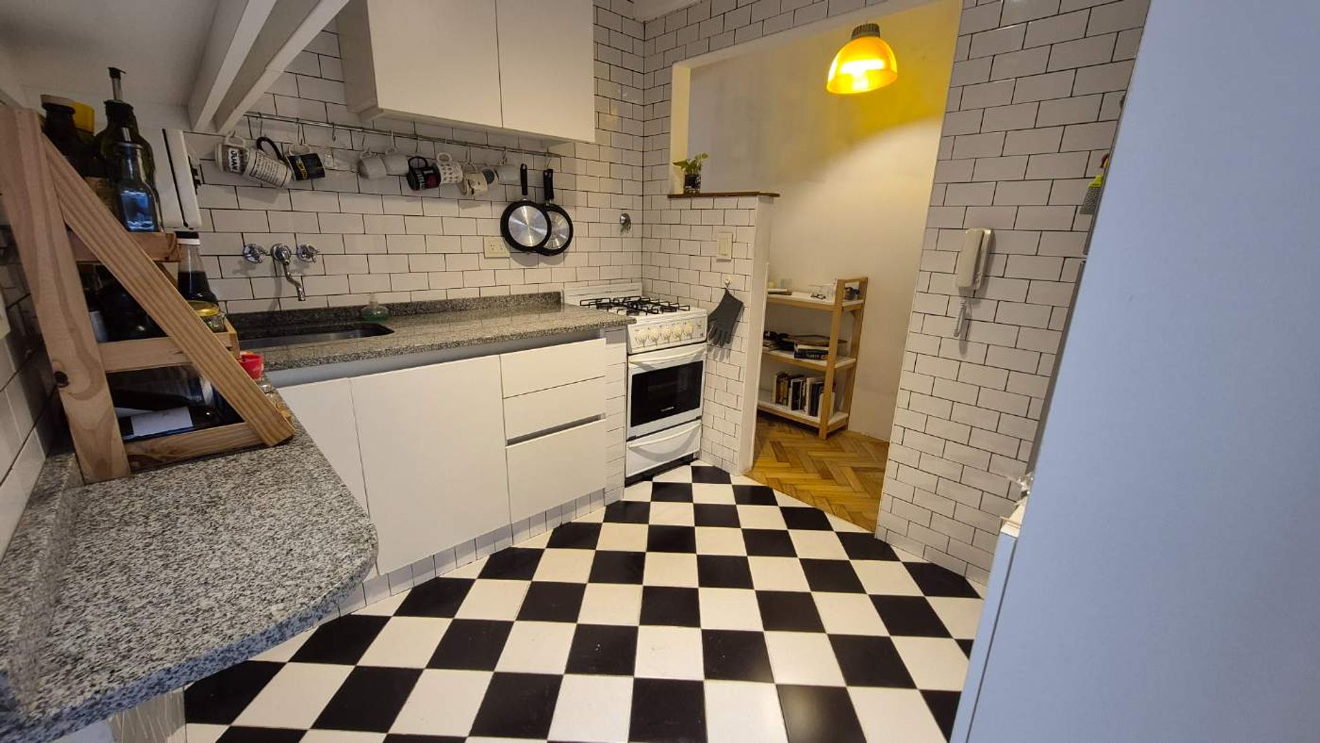 Venta Departamento 3 Amb Patio Martinez Permuta