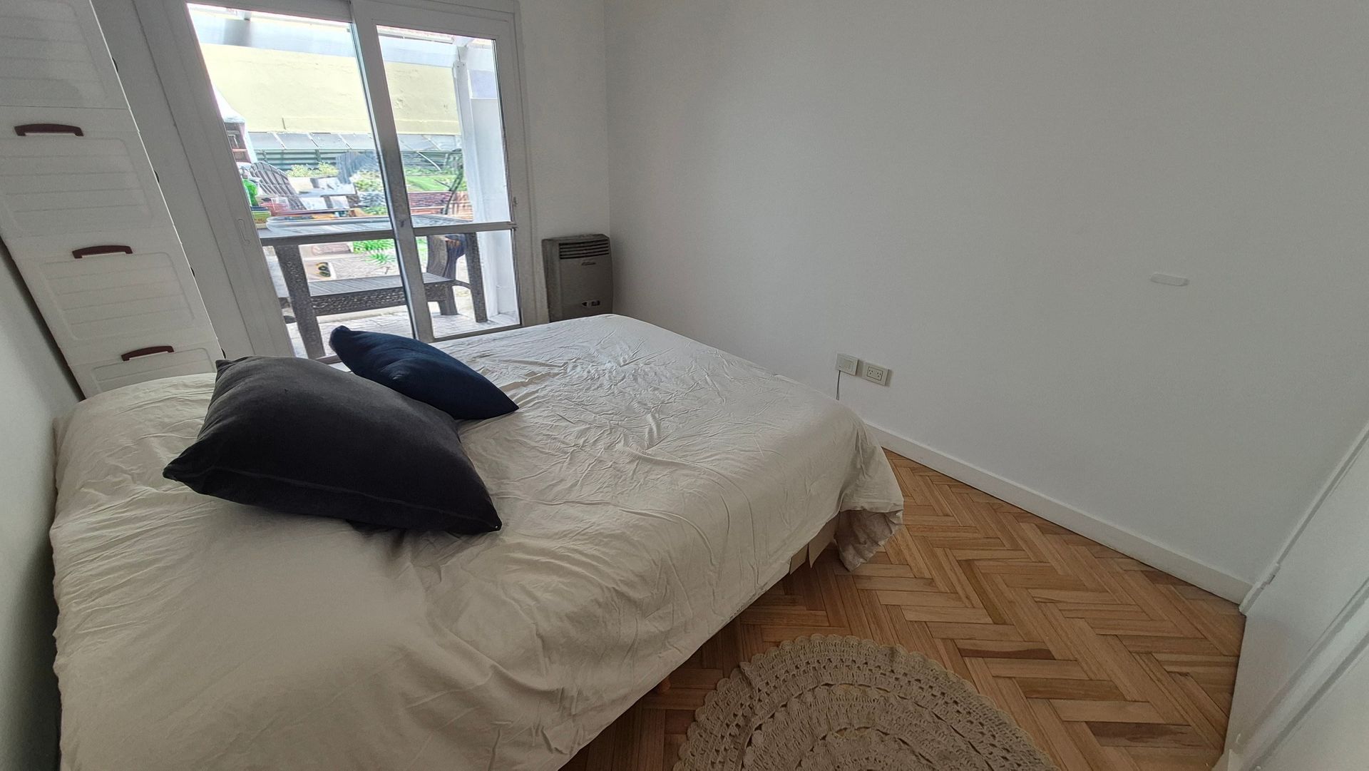 Venta Departamento 3 Amb Patio Martinez Permuta