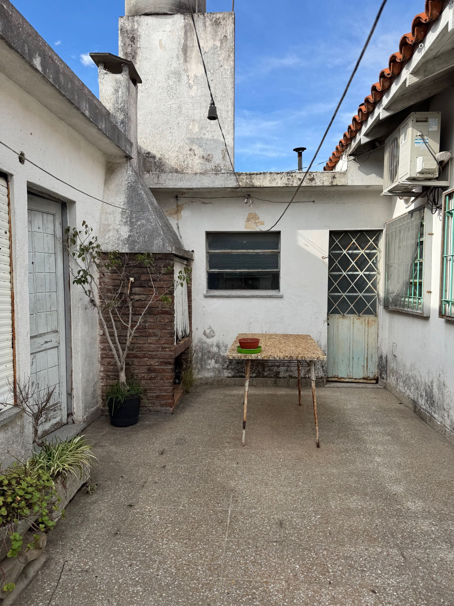 Venta Galpon/Deposito Industrial Local Y Vivienda