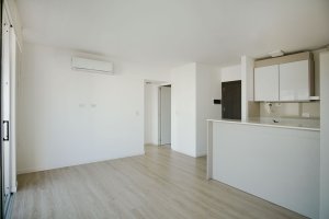 1‑bedroom of Category with Garage Low Expenses Due L