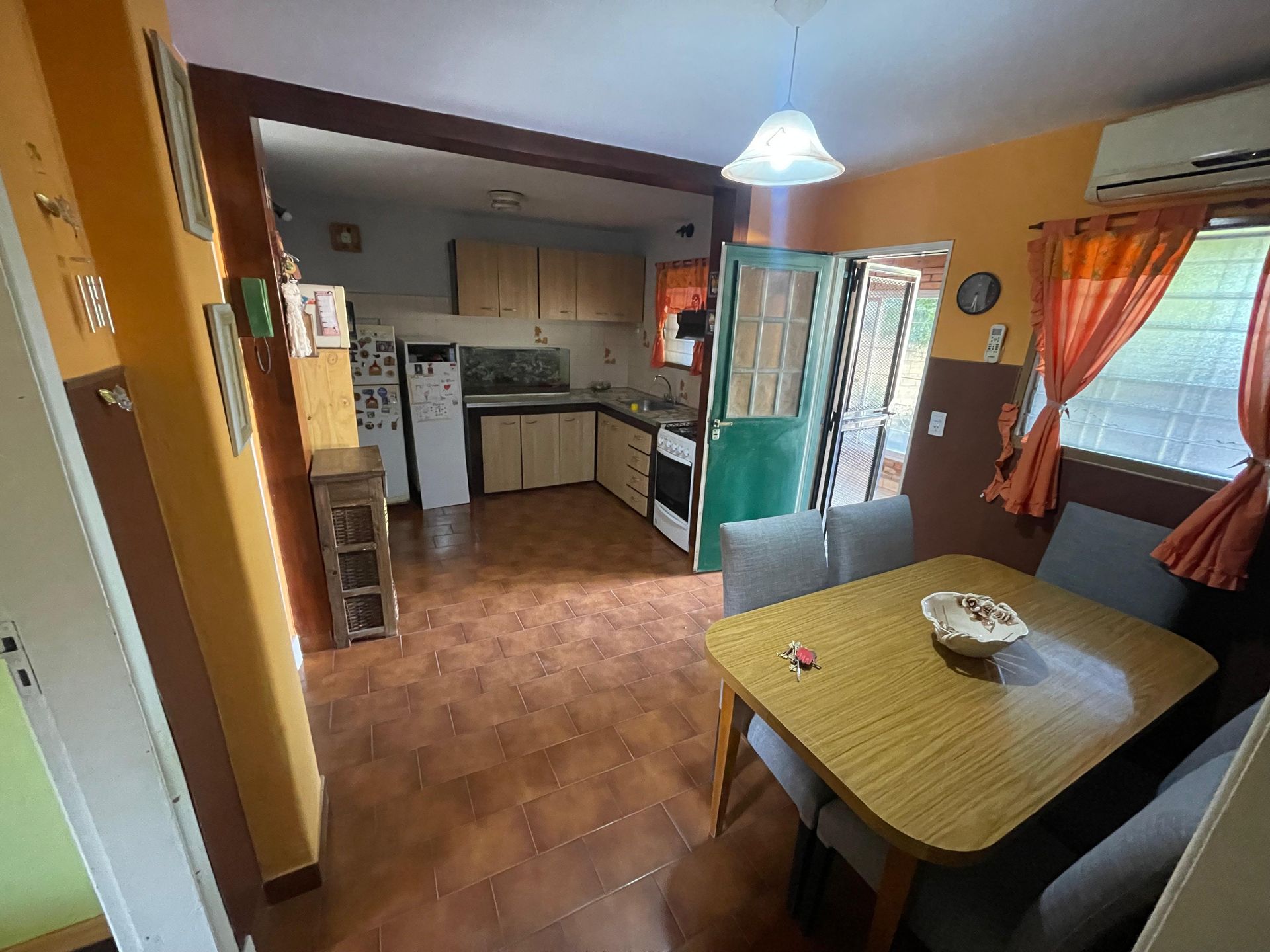 Oportunidad: venta de dos casas en un mismo lote
