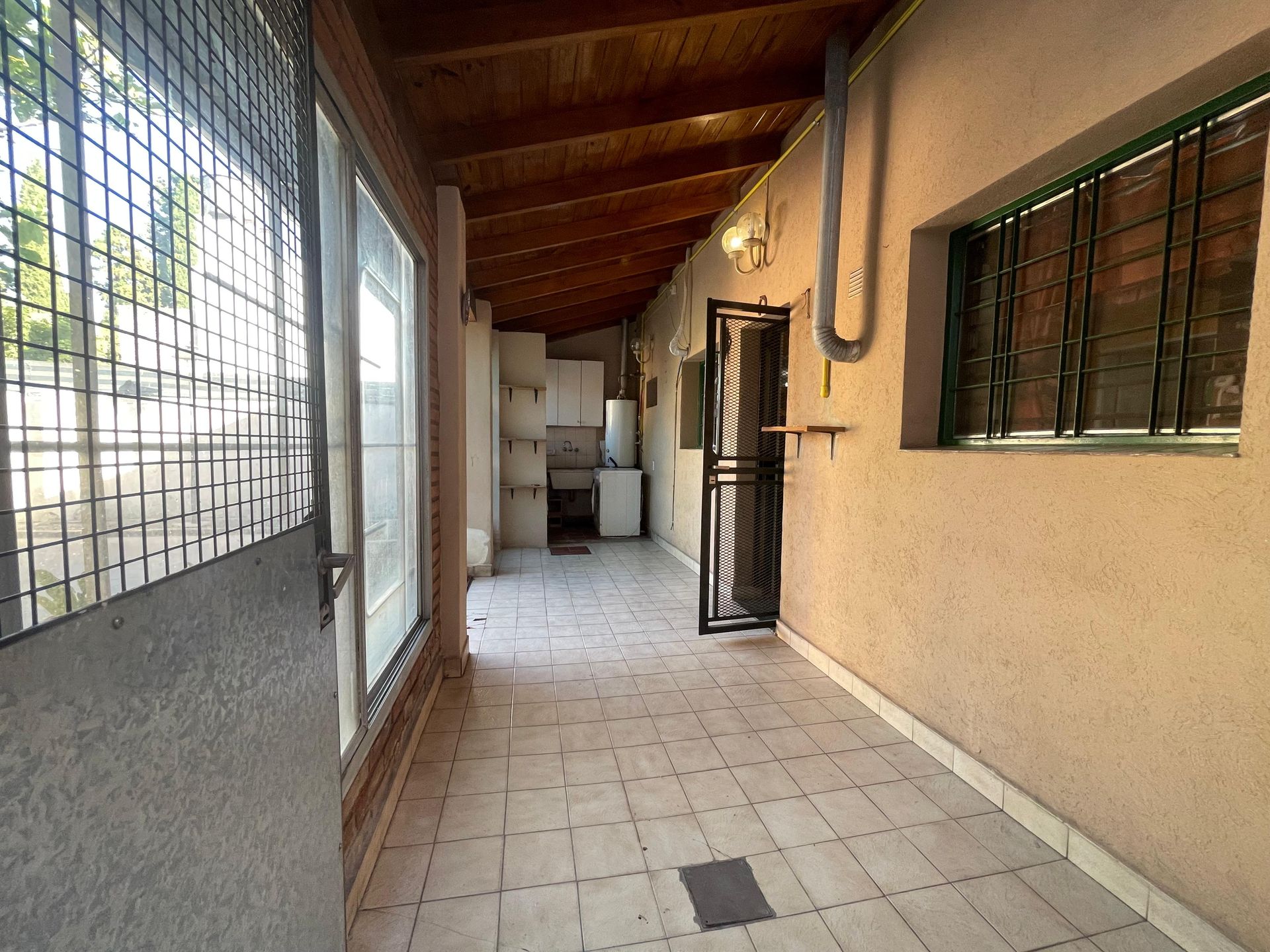 Oportunidad: venta de dos casas en un mismo lote