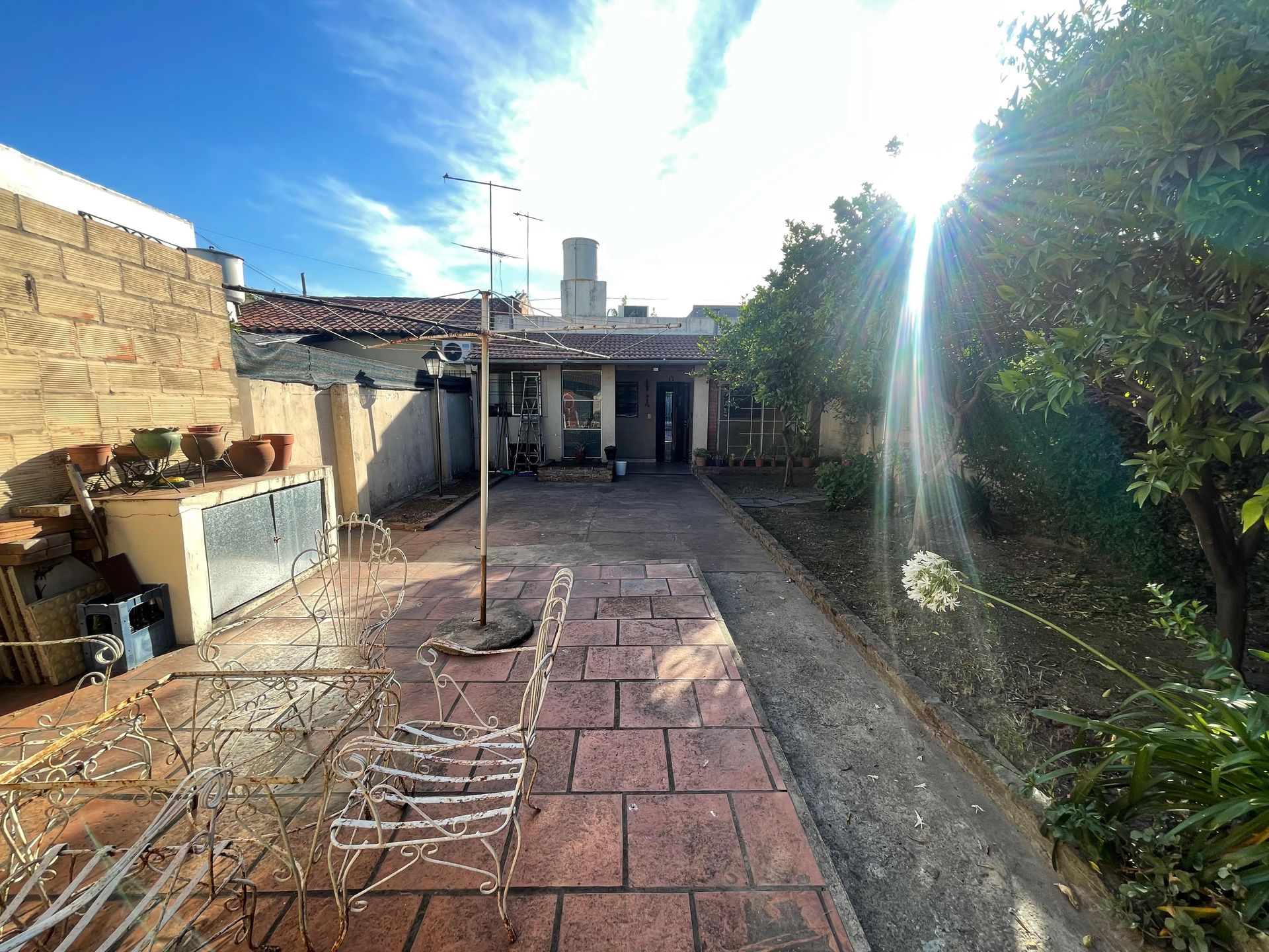 Oportunidad: venta de dos casas en un mismo lote