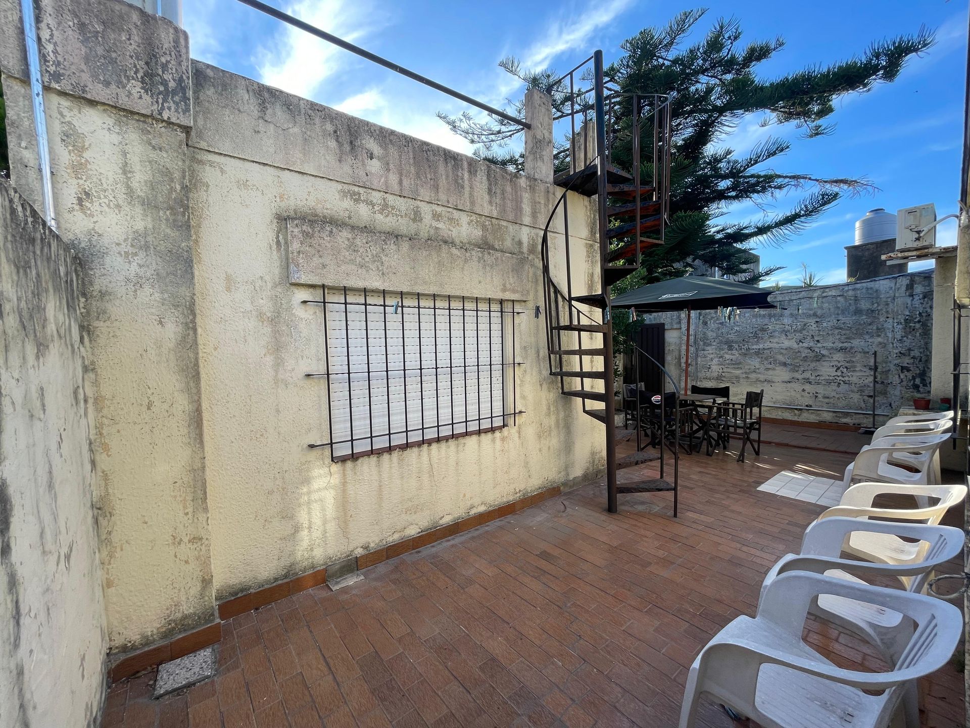 Oportunidad: venta de dos casas en un mismo lote