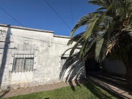 For Sale House of 3‑Bedroom in Corner of Milberg Tigre