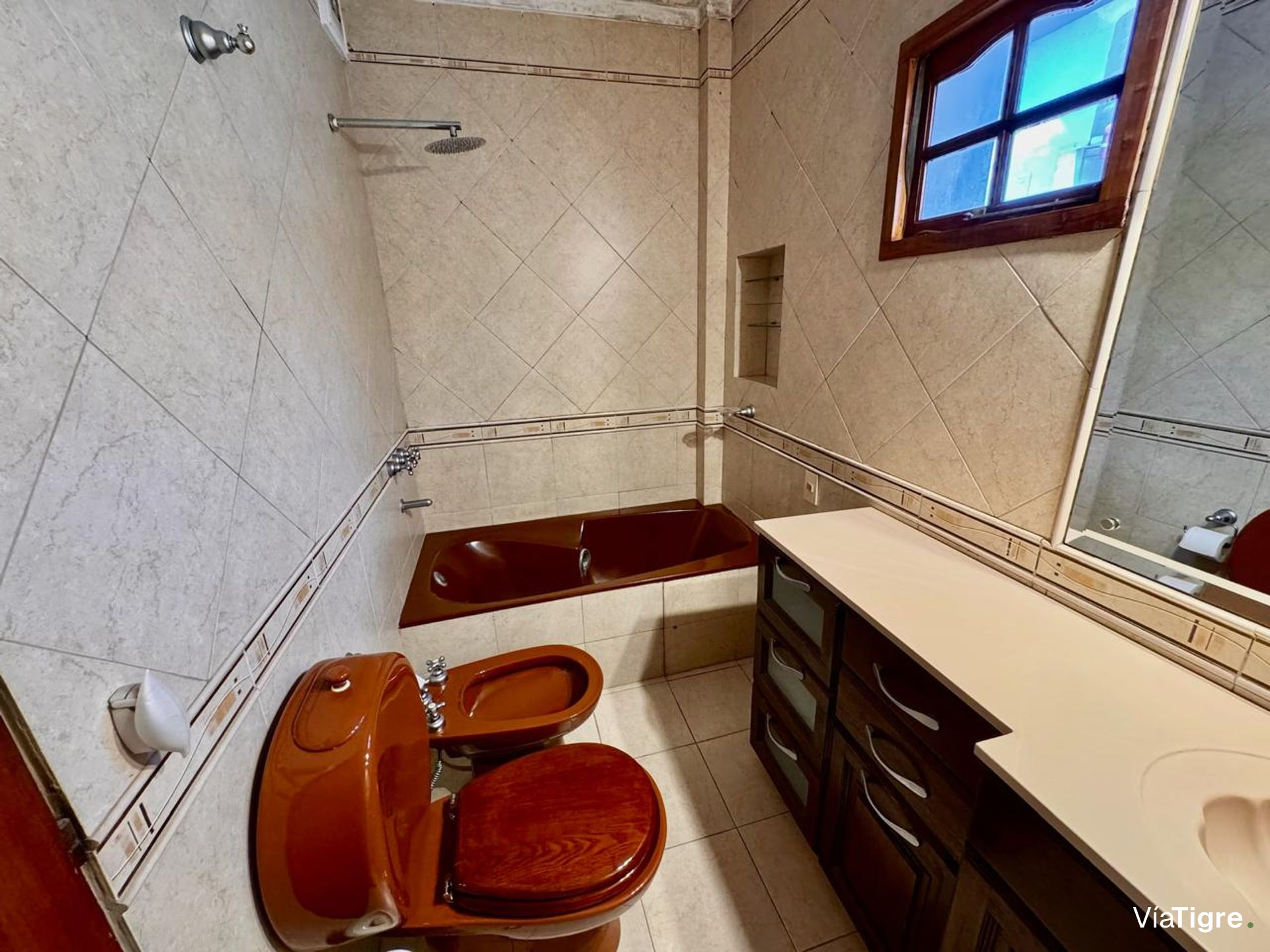 Duplex 5 amb - jardín, parrilla, terraza y cochera