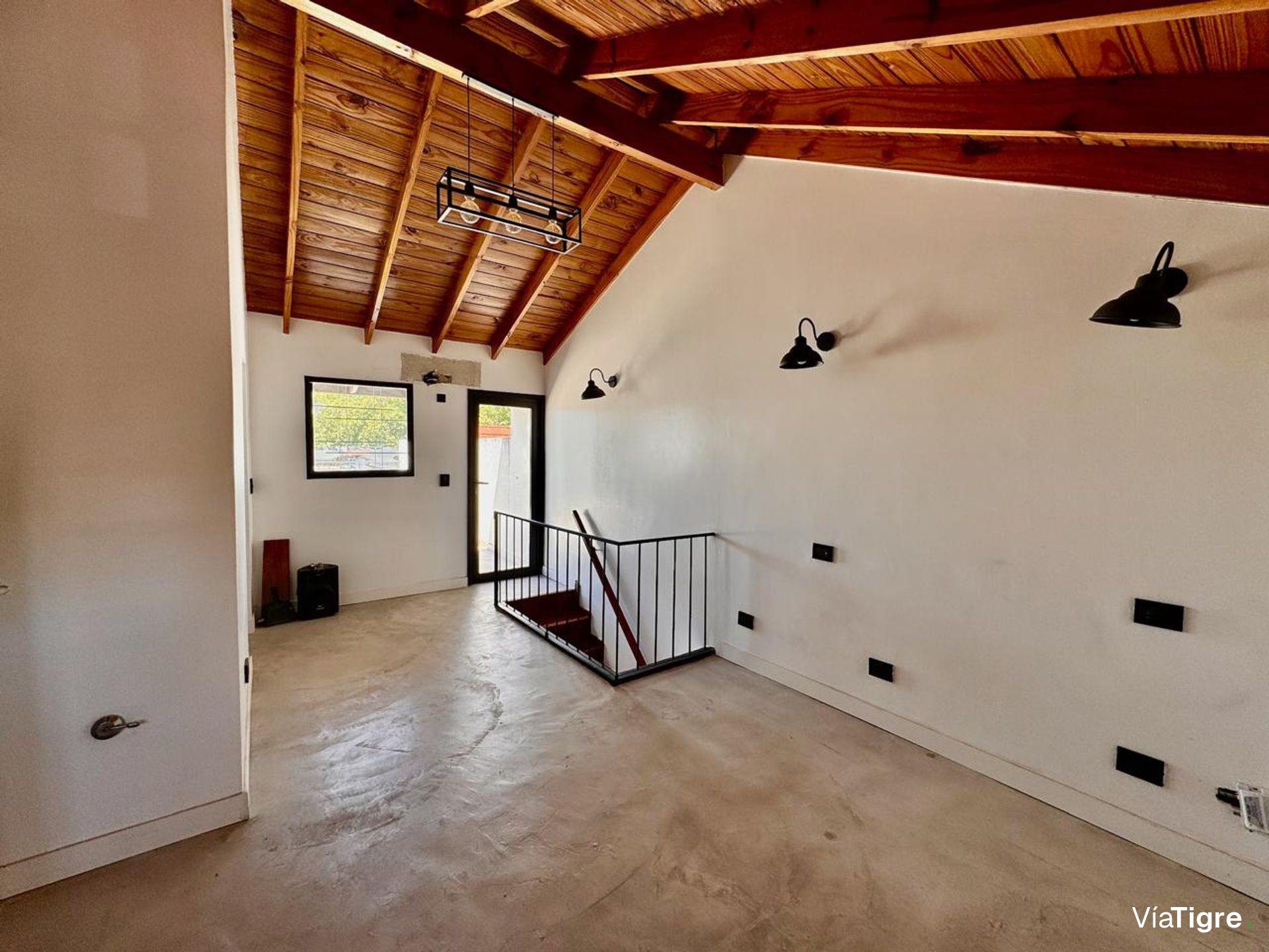 Duplex 5 amb - jardín, parrilla, terraza y cochera